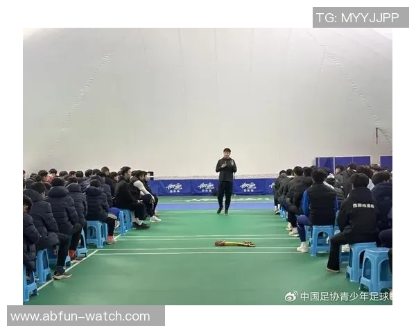 科学训练与营养结合的足球运动员全面提升计划 科学训练与营养结合的足球运动员全面提升计划