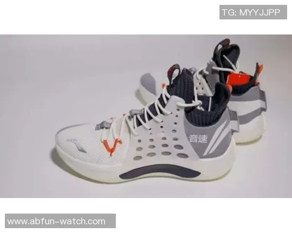 音速篮球鞋的魅力与科技结合让你在赛场上飞翔的秘密揭秘